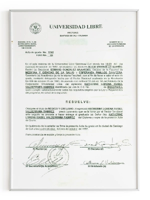 Dra Catherine Valderrama | Certificación como Médico general de la Universidad Libre de Cali